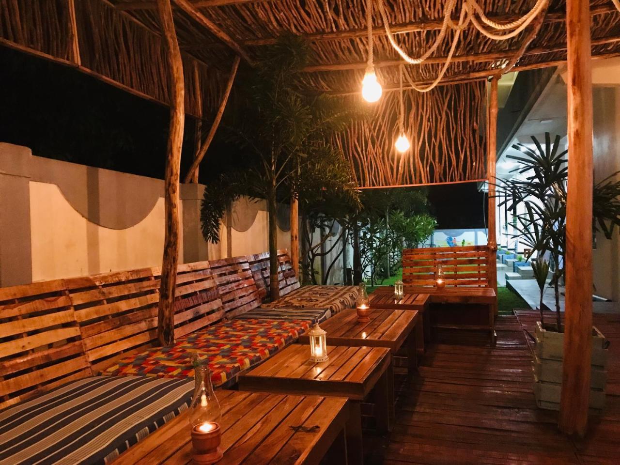 Oasis Bay Hotel Arugam Bay Buitenkant foto
